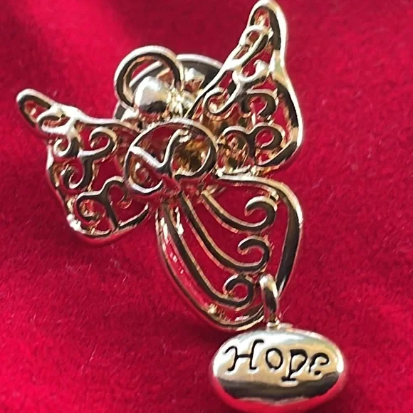 Pin - Picture 5 of 5